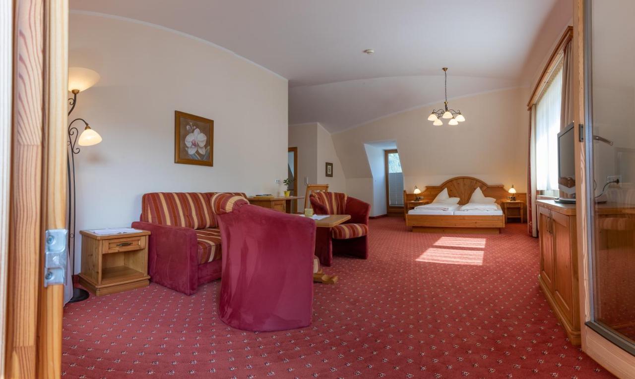 Hotel Garni Elisabeth Цель-ам-Циллер Экстерьер фото